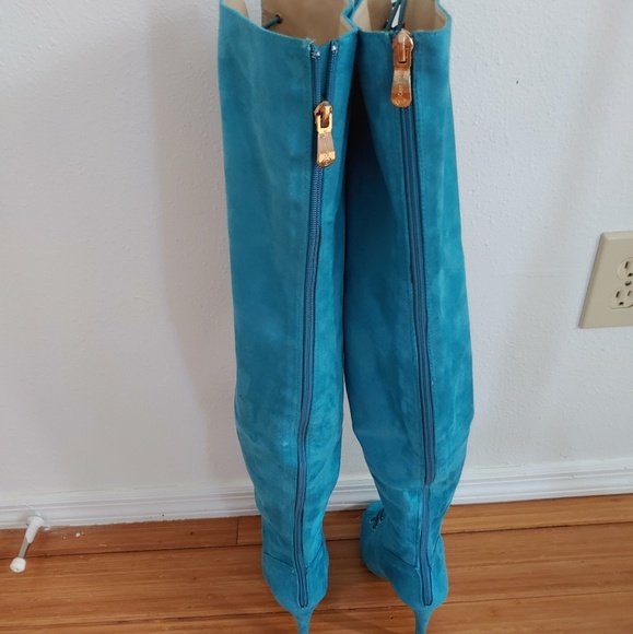 Cape Robbin Size 6.5 Over the knees high Boots. - Picture 3 of 8